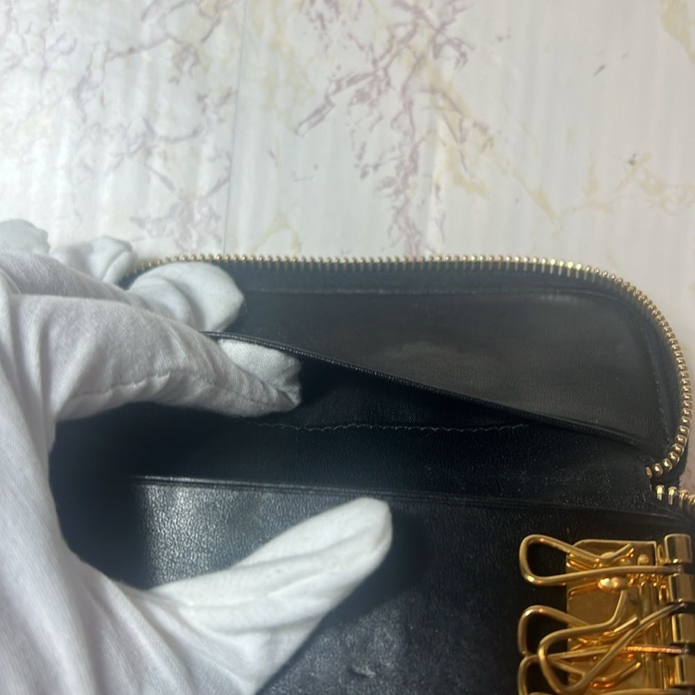 PRADA BLACK SAFFIANO ZIP AROUND KEY HOLDER - Picture 7 of 9